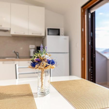 Apartments Crnekovic III Baska  Bagian luar foto