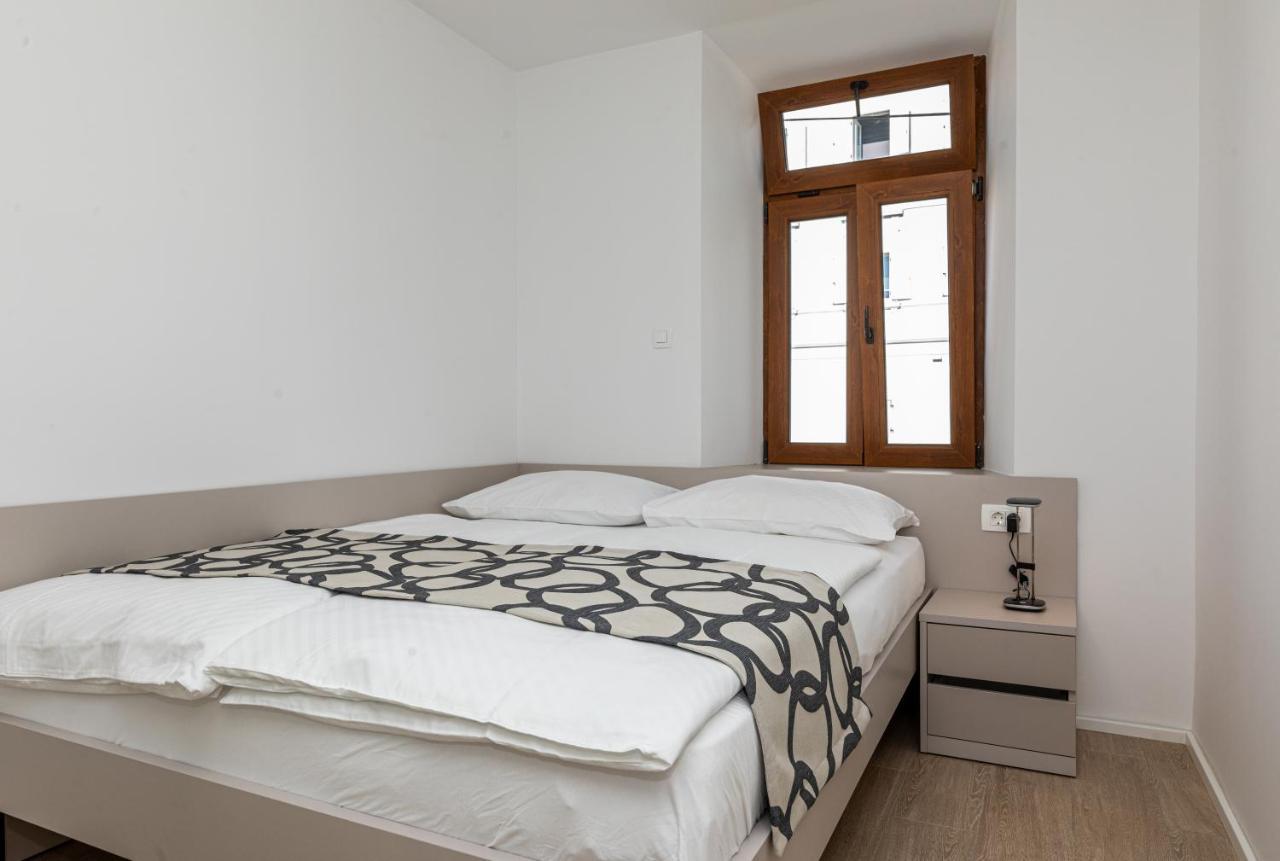 Apartments Crnekovic III Baska  Bagian luar foto