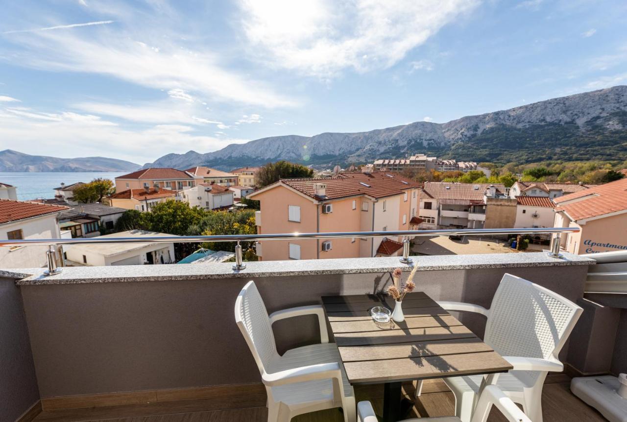 Apartments Crnekovic III Baska  Bagian luar foto